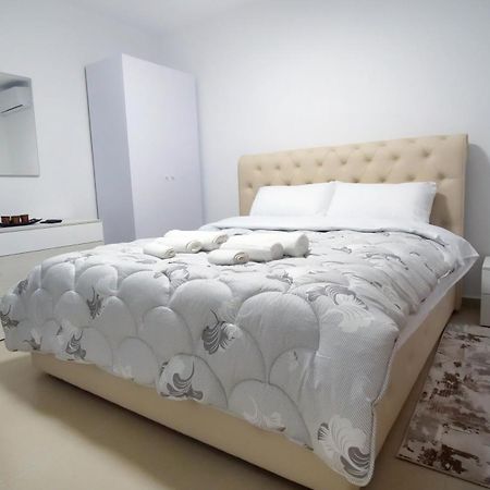 Vista Berat Inn Apartment Kültér fotó