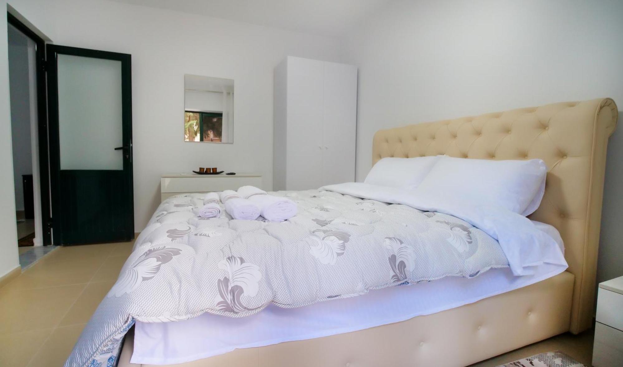 Vista Berat Inn Apartment Kültér fotó